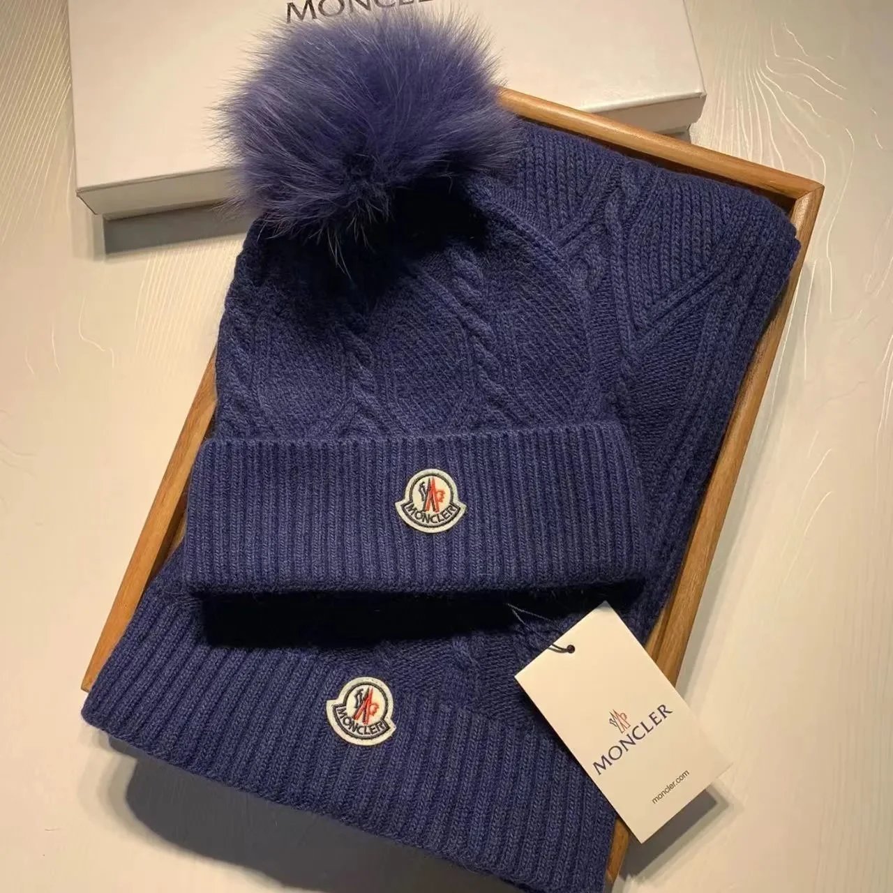 Moncler Knitted beanie, scarf and gloves set — 38