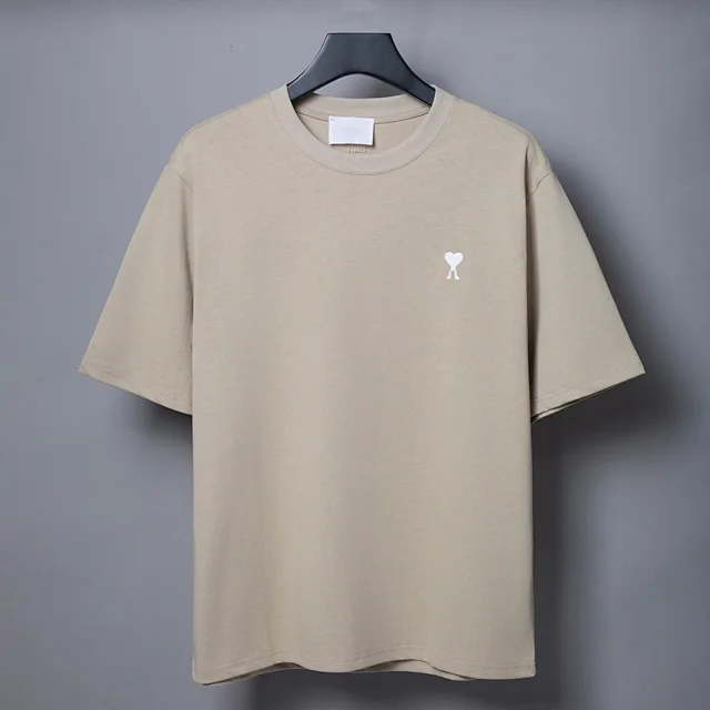 AMI Paris T-Shirts MQ605 Embroidered de Cœur Logo Crewneck T-Shirt product detail image 9
