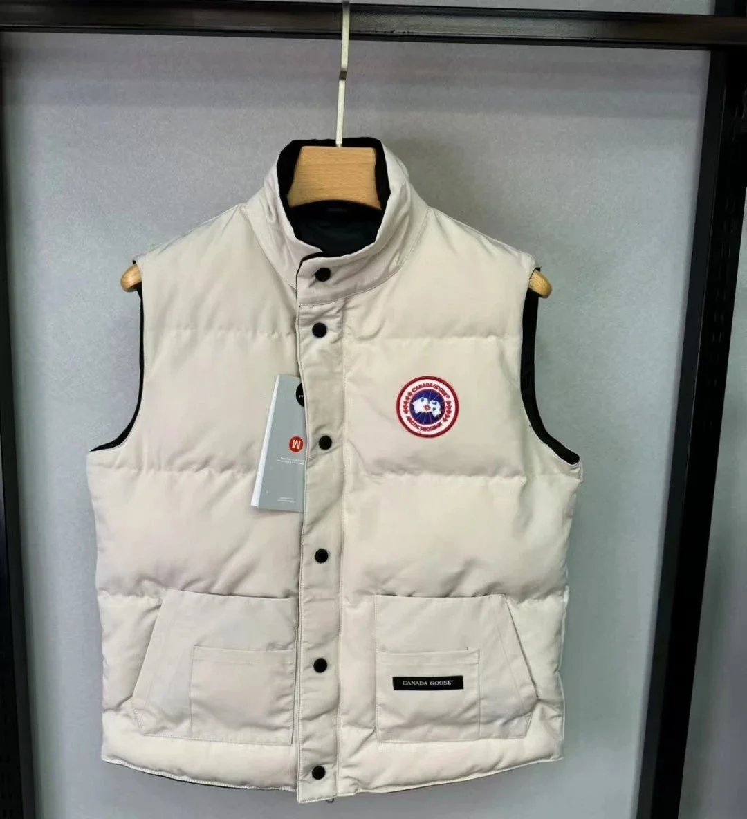 Canada Goose Vests Quilted stand-collar puffer vest with snap front and patch pockets — Beige [Classic Color】