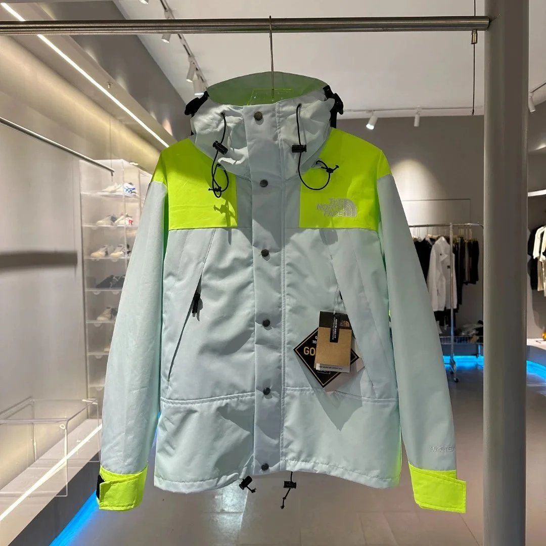 Puma Jackets Hooded color-block football jacket — 31