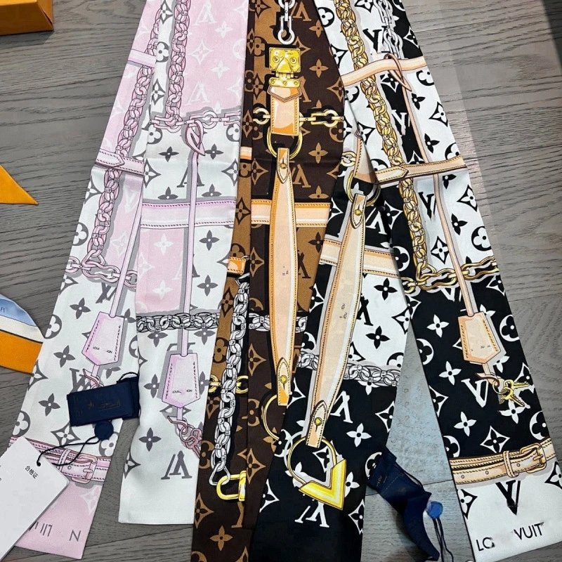 Louis Vuitton Scarves Monogram and chain-print narrow scarf image 4