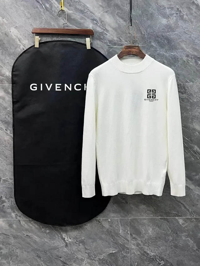 Givenchy Knitwear Logo Mock-Neck Sweater product detail image 9
