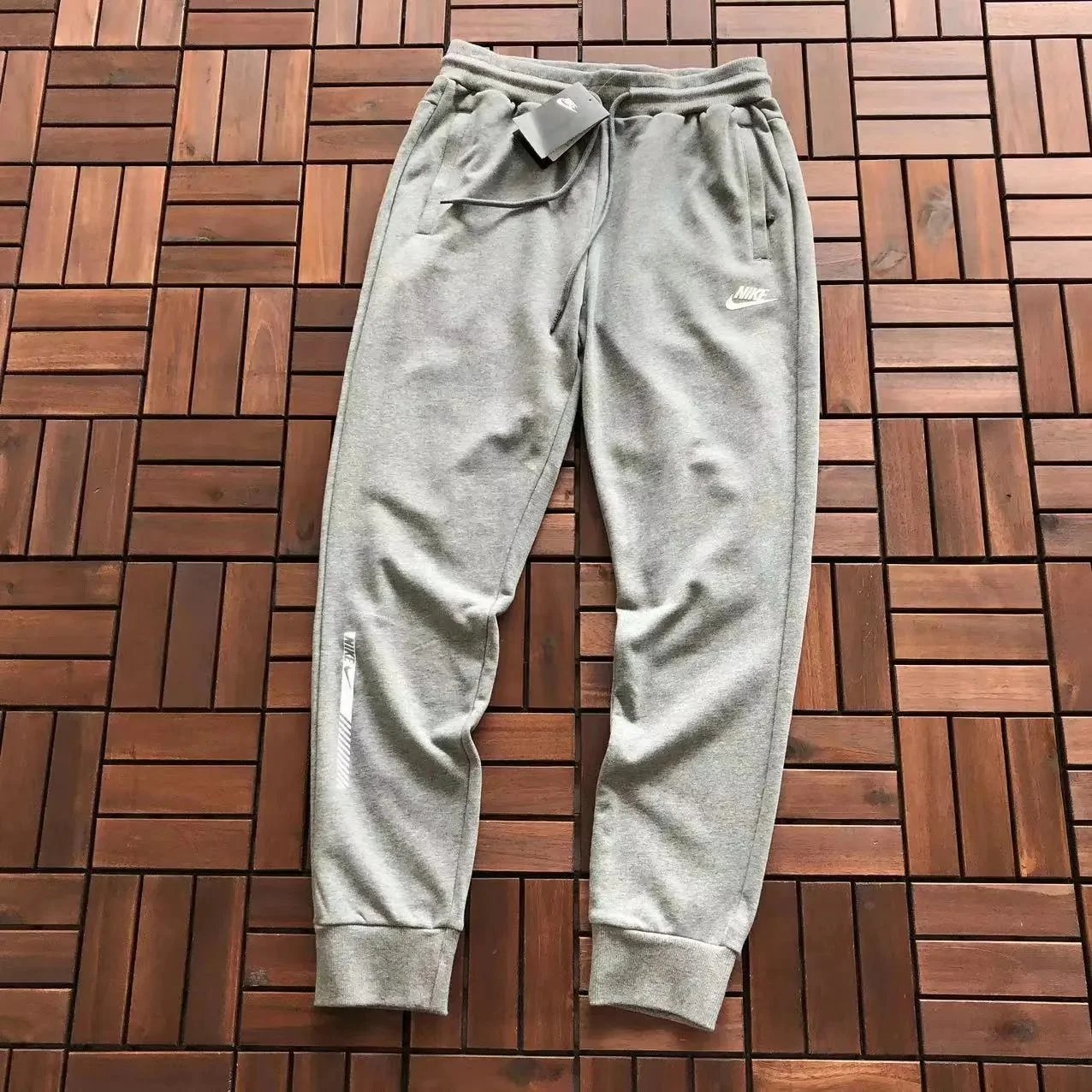 Nike Trousers Elastic-waist jogger — 08