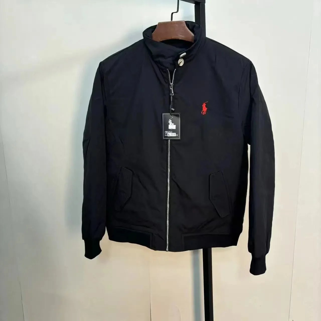 Canada Goose Down Jackets Hooded quilted puffer image 15