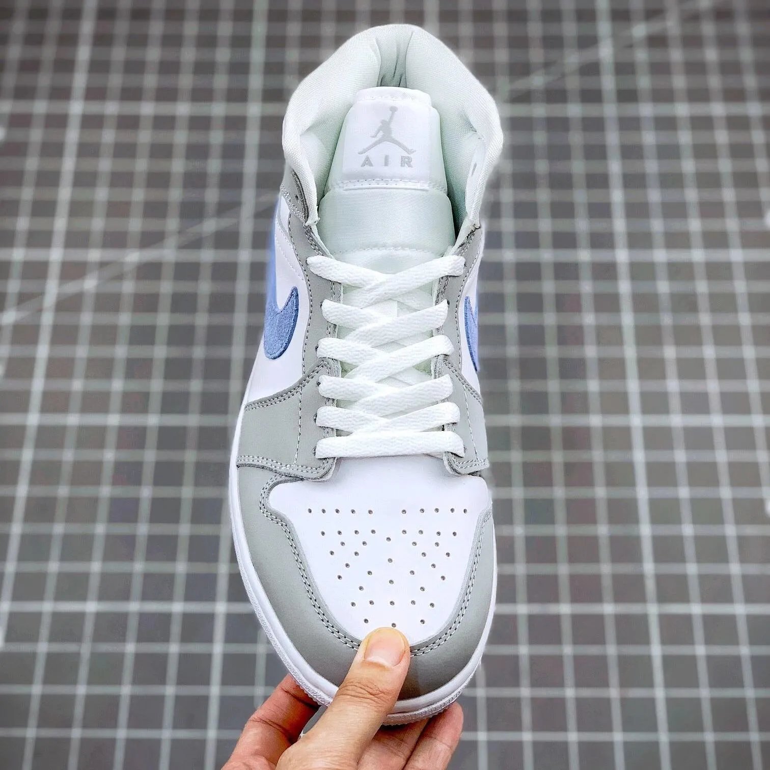 纯原Nike Air Jordan1 Low AJ1 MID冰蓝 雾霾蓝中帮篮球鞋男女百搭休闲滑板鞋BQ6472-105