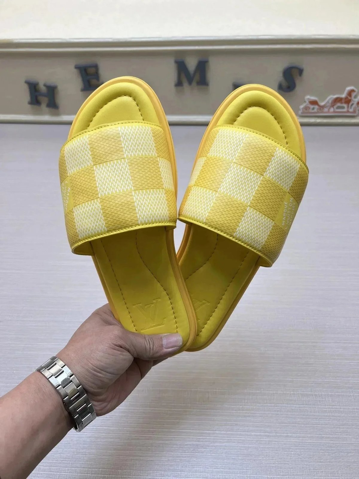 Louis Vuitton Monogram Denim Slide Sandals Navy Blue Slippers product detail 2 in Litbuy spreadsheet finds