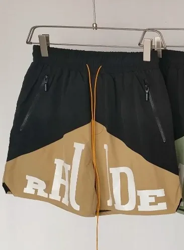Rhude Logo Print Zipper Pocket Red Shorts - 22