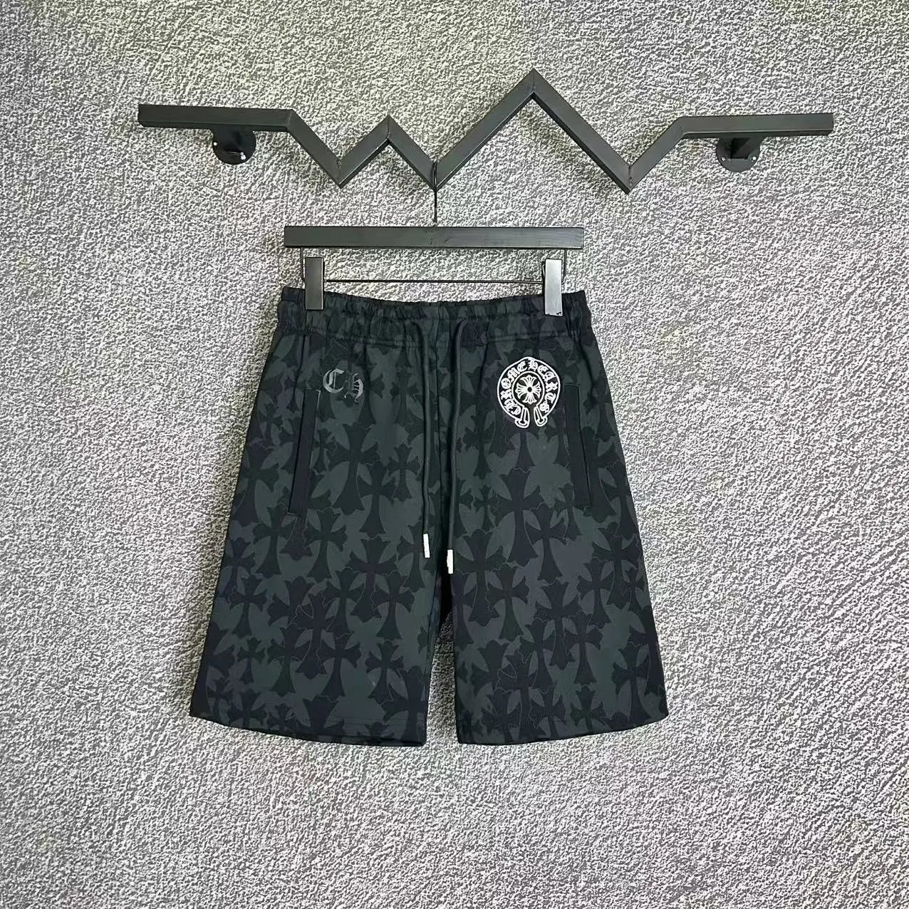 LC-D401 black and gray