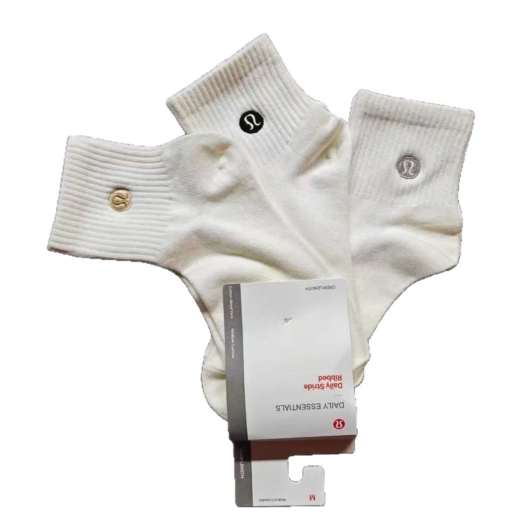 Lululemon Daily Stride Ribbed Black White Casual Ankle Socks