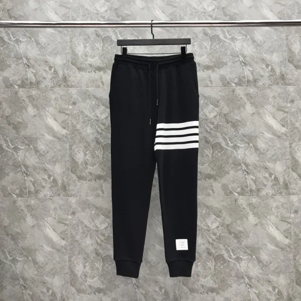 Thom Browne 4-Bar Stripe Crewneck Sweatshirt Beige - 30