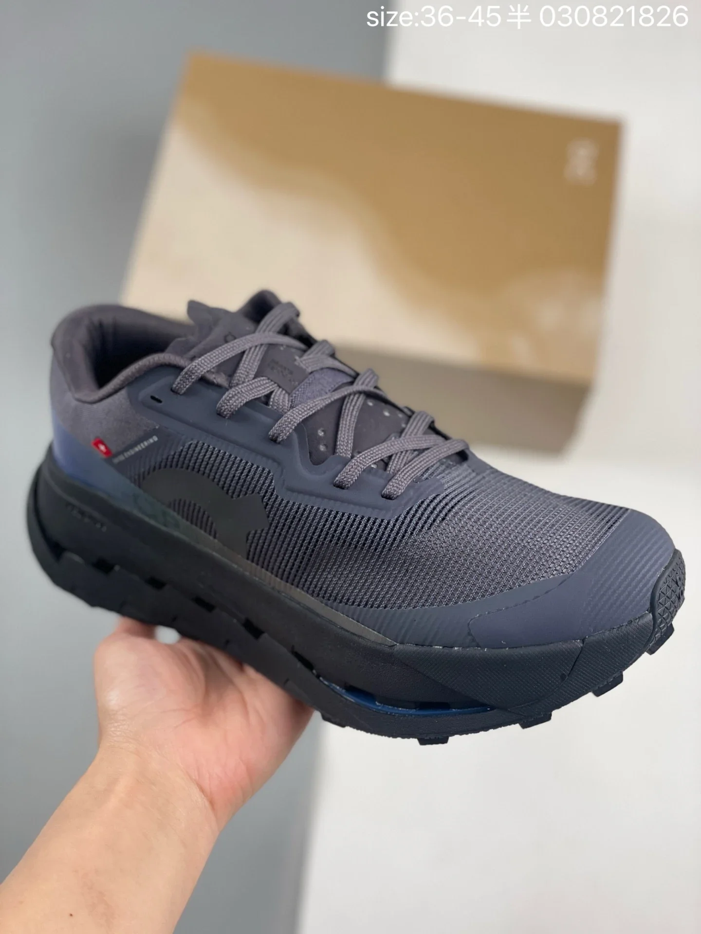 Hoka One One Clifton