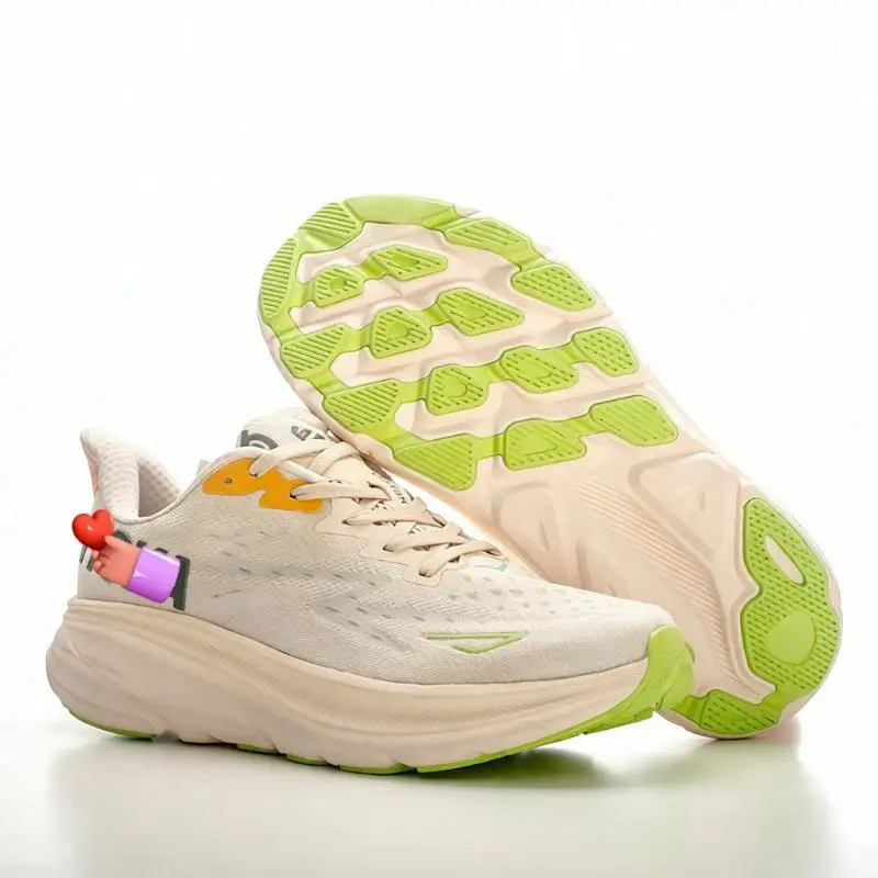 Hoka One One Clifton