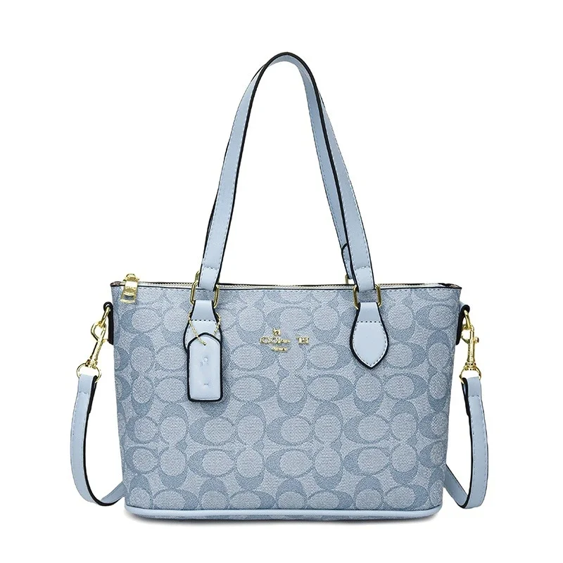 Coach Signature Ligh