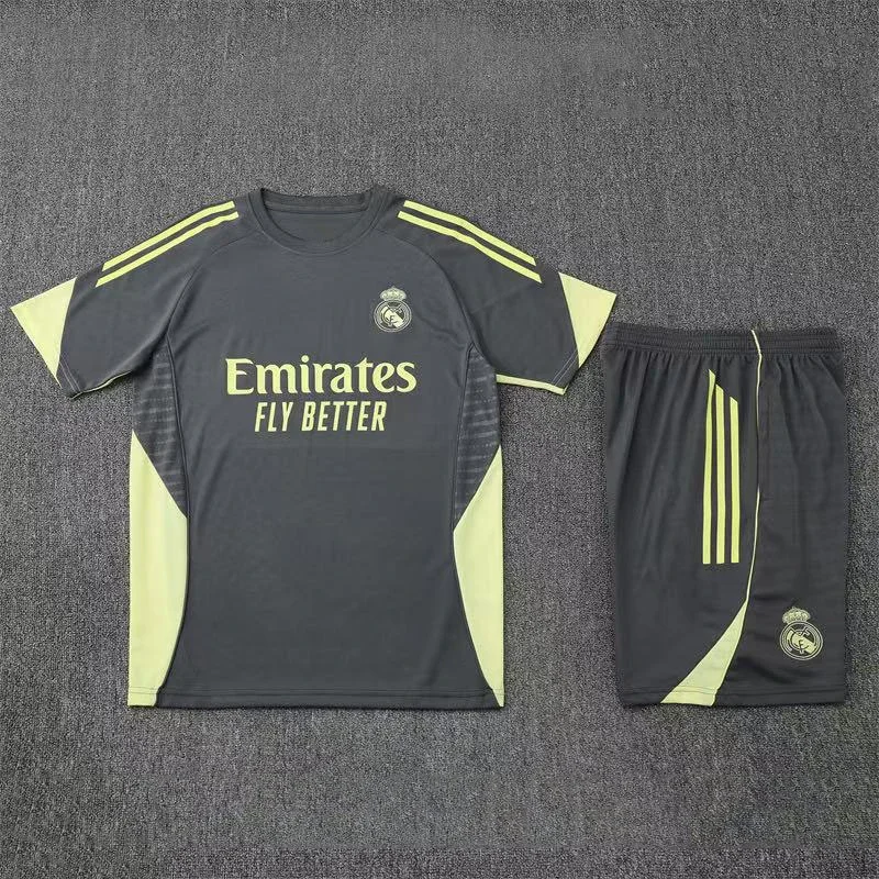 Real Madrid Black Ye