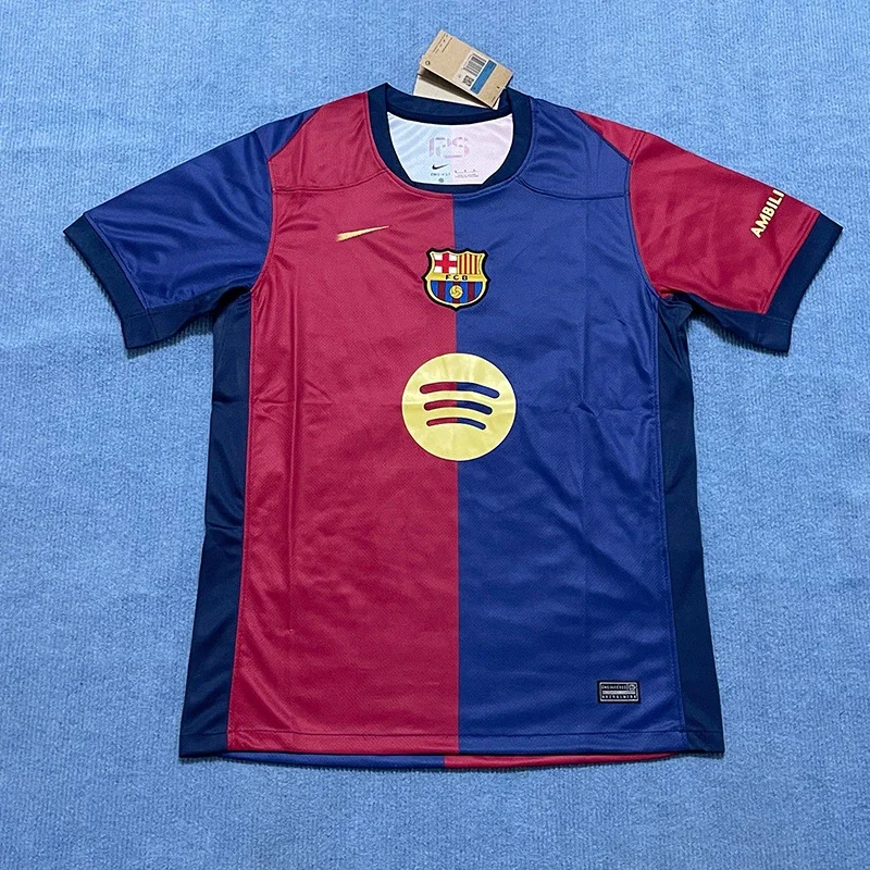 Nike Barcelona Red a