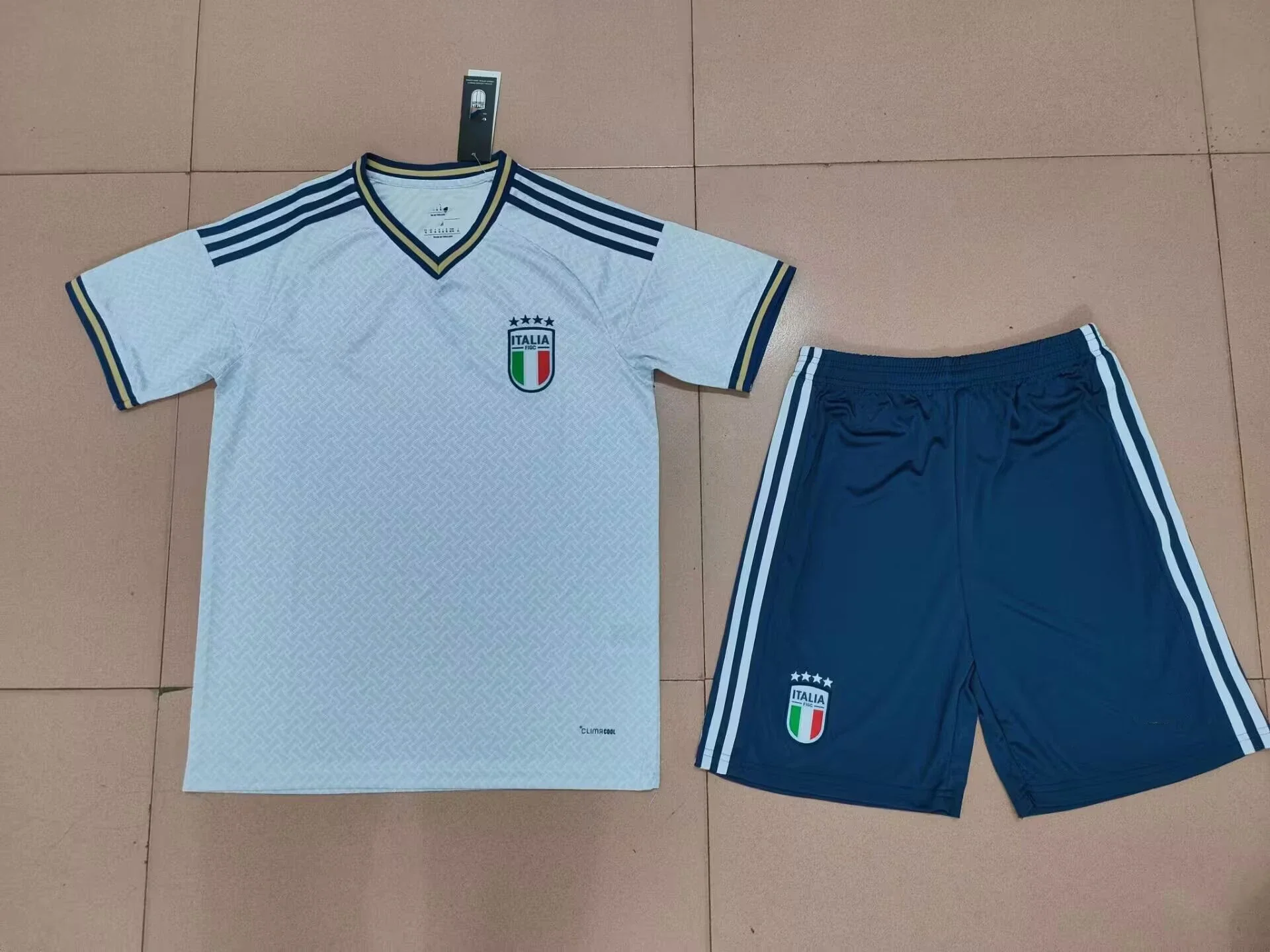 Adidas Italia White 
