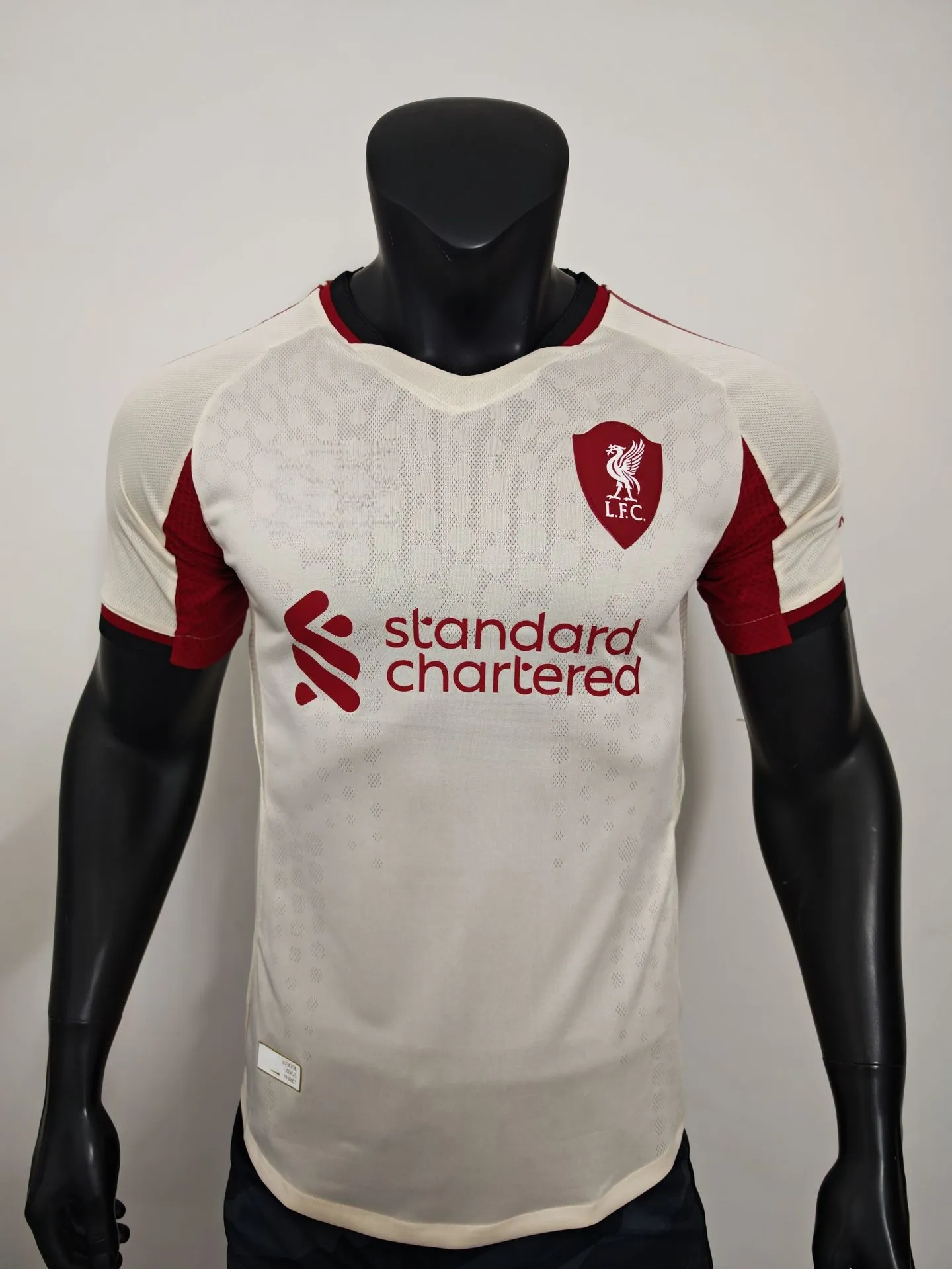 Liverpool FC White R