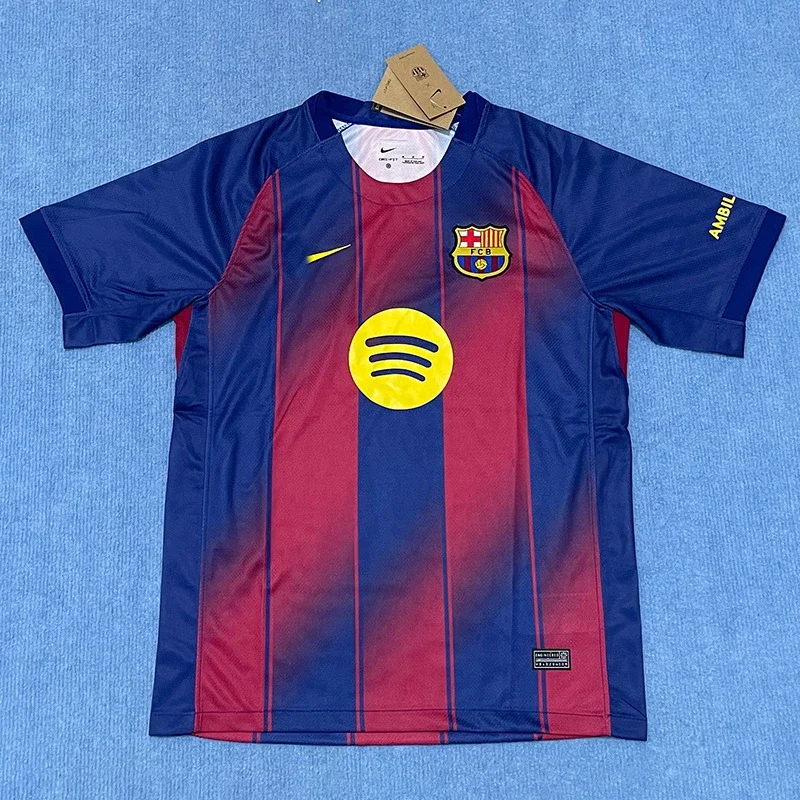 Nike Barcelona Red a