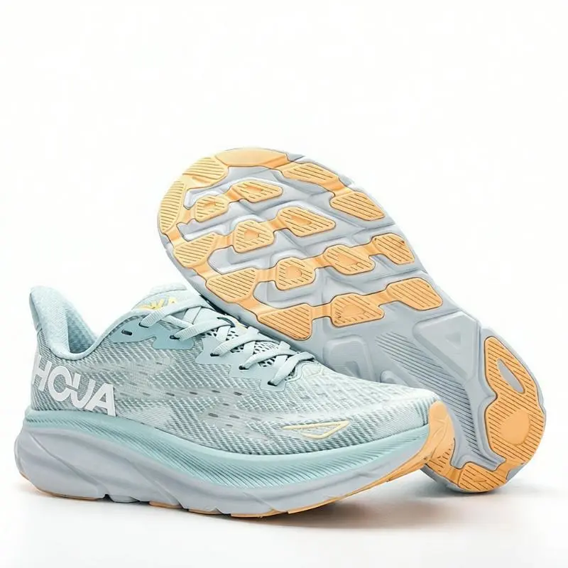 Hoka One One Clifton