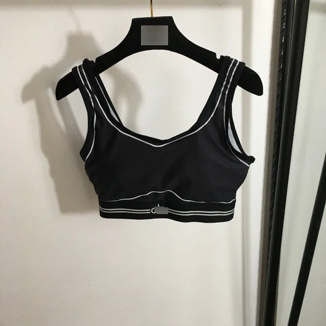 Unbranded Matching Sets Sports Bra and Leggings Set with Contrast Piping product detail image 4