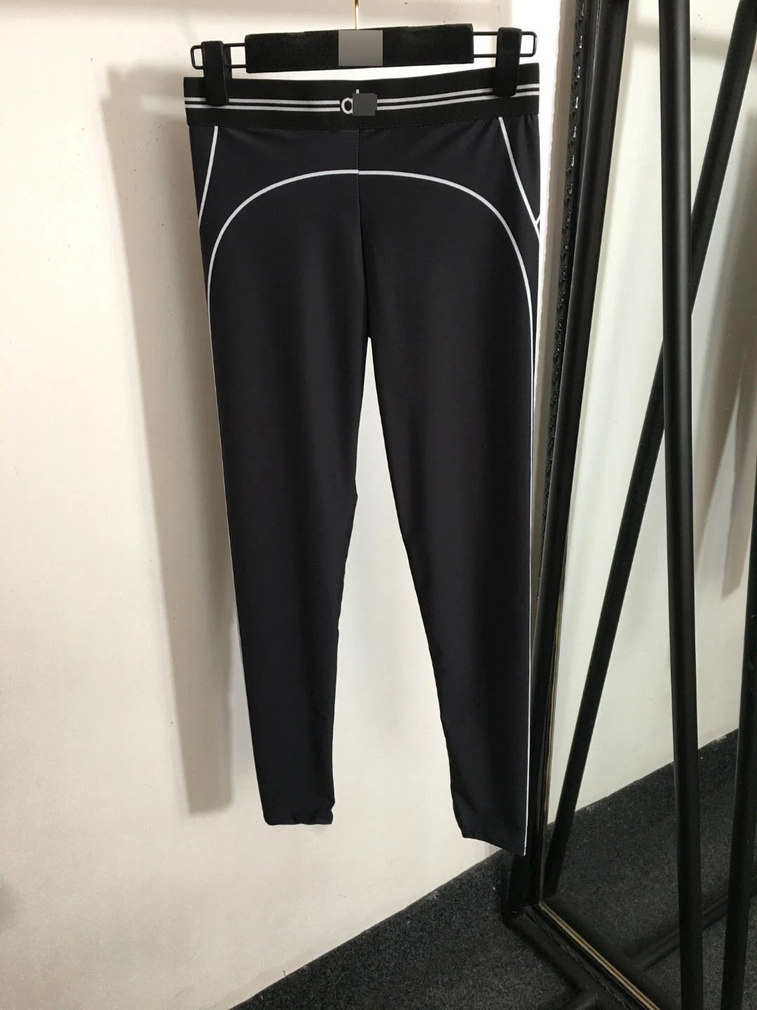 Design Activewear Set Royal Blue Sporty Bra and Leggings - 8