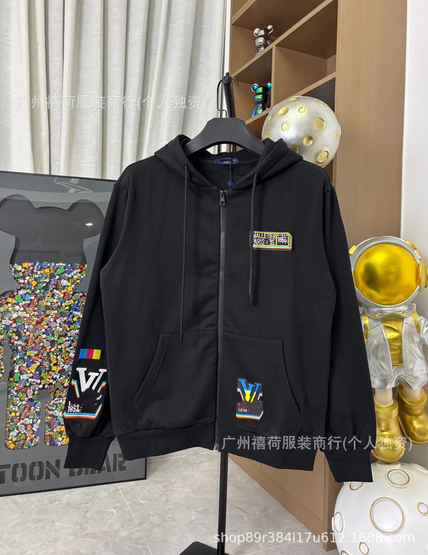 Louis Vuitton Jackets Hooded Monogram Padded Jacket — Black printed inkjet