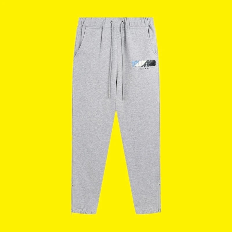 610# gray pants