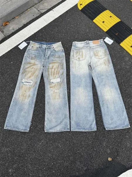 Design Distressed Wide-Leg Jeans in Light Wash - 1