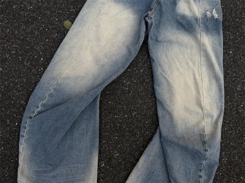 Design Wide-Leg Distressed Washed Denim Jeans - 9