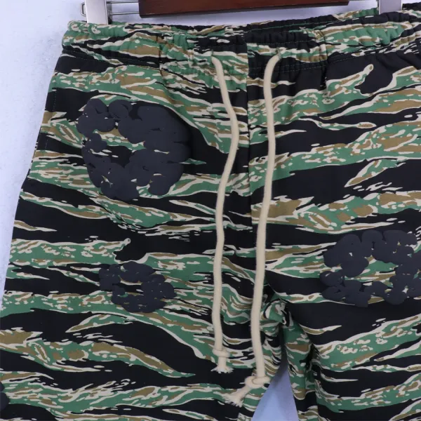 Off-White Camo Print Drawstring Shorts Blue Multicolor - 35