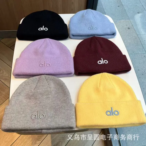 Alo Yoga Beanie Gray Knit Hat - 7