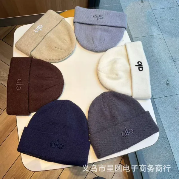 Alo Yoga Beanie Gray Knit Hat - 8