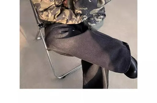 Camouflage Fur-Trimmed Bomber Jacket - 6
