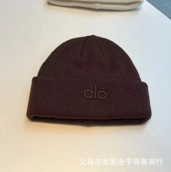 Alo Yoga Beanie Gray Knit Hat - 11