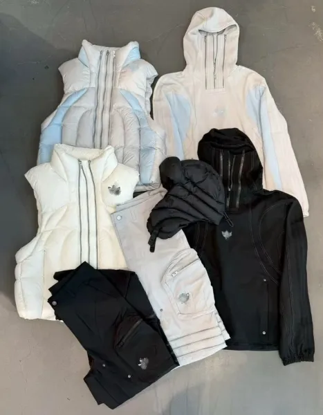 Off-White Anorak Jacket Black Outerwear - 7