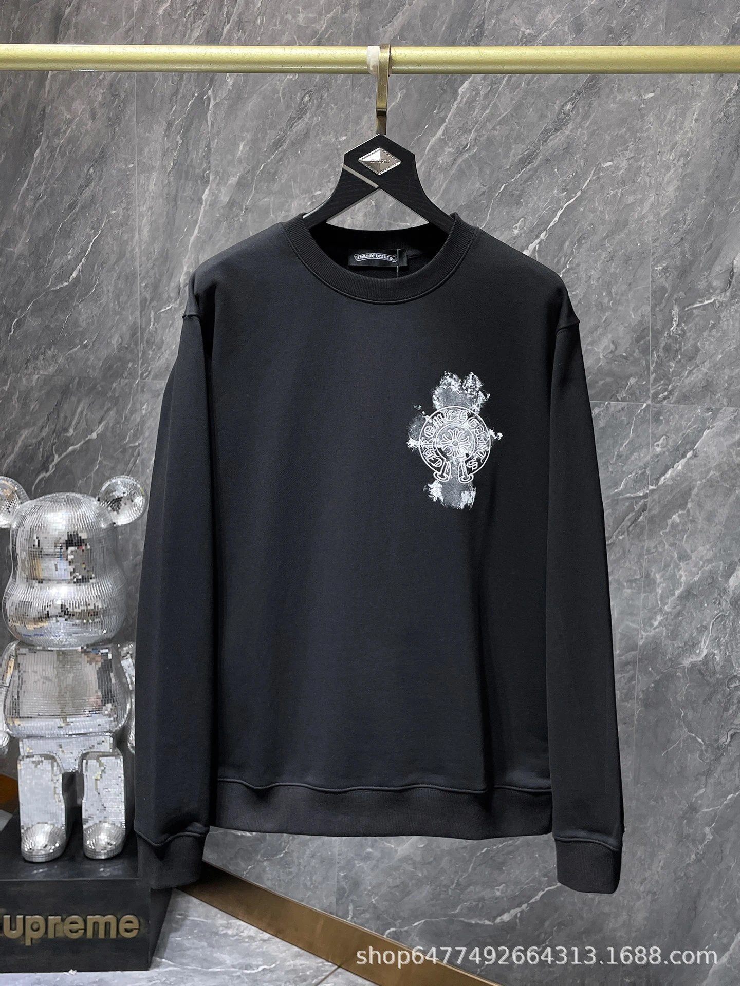 3D Embroidered Cotton Oversized Sweatshirt photo 5
