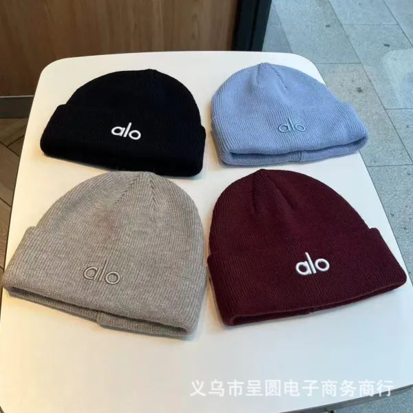 Alo Yoga Beanie Gray Knit Hat - 9