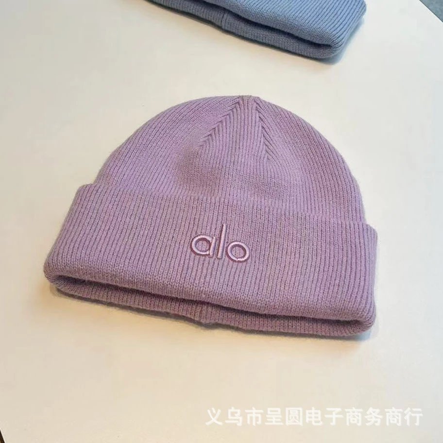 Alo Yoga Beanie Gray Knit Hat - 15