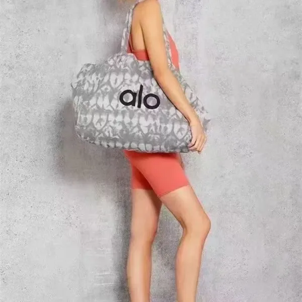 Alo Yoga Tie-Dye Tote Bag Multicolor - 16