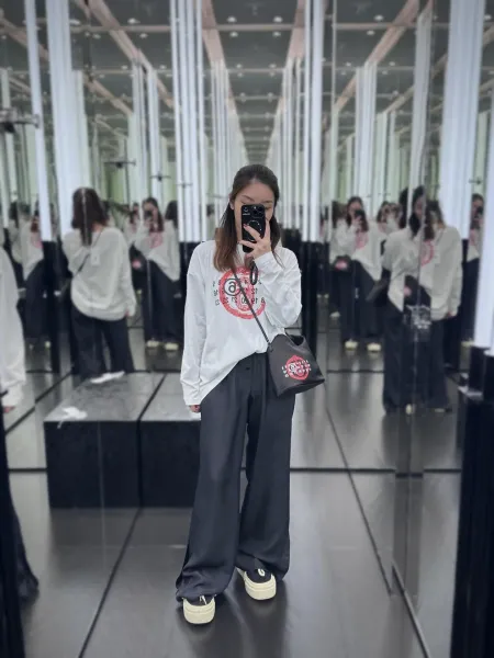 Maison Margiela Replica ID Badge Print Long-Sleeve T-Shirt Black - 22