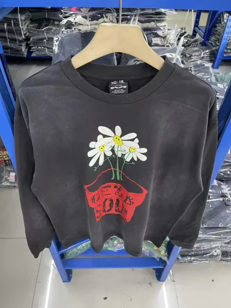 Demna Gvasalia x Balenciaga Daisy Pot Long-Sleeve Tee Black - 8