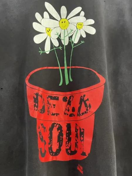 Demna Gvasalia x Balenciaga Daisy Pot Long-Sleeve Tee Black - 16