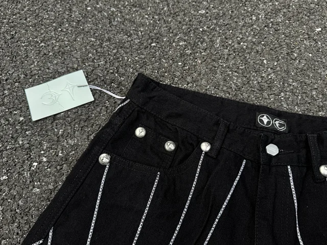 Thug Club Jeans Wide-Leg Starburst-Embroidered product detail image 3