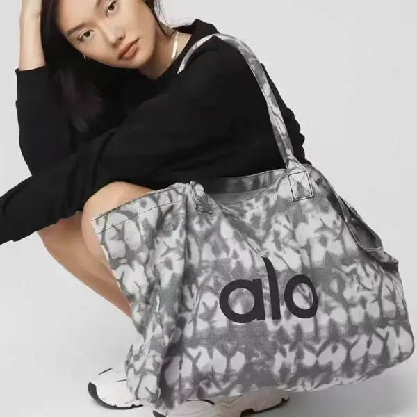 Alo Yoga Tie-Dye Tote Bag Multicolor - 17