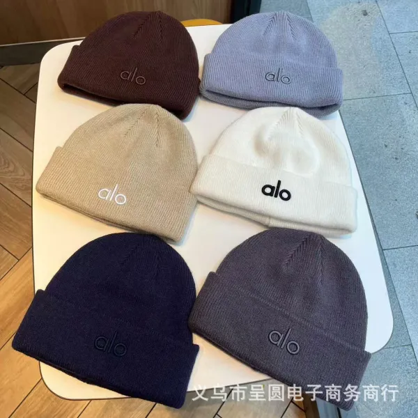 Alo Yoga Beanie Gray Knit Hat - 6