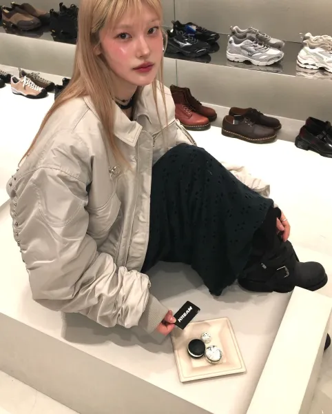 Balenciaga Cropped MA-1 Bomber Jacket Black - 14