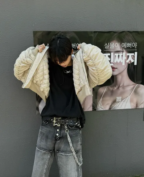 Balenciaga Cropped MA-1 Bomber Jacket Black - 18
