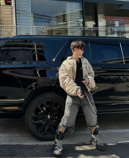Balenciaga Cropped MA-1 Bomber Jacket Black - 15