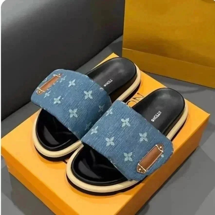 TTONG Denim Flower-Print Slide Sandals Blue