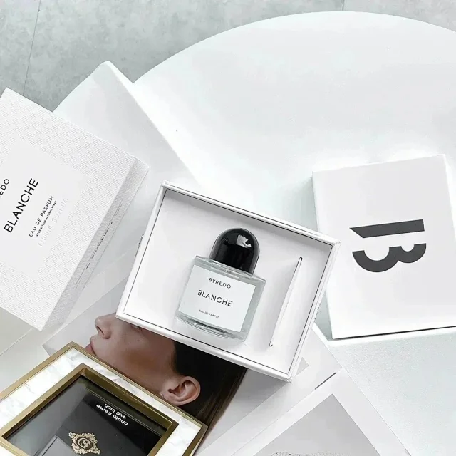 Chanel Multiple fragrance models product detail image 2
